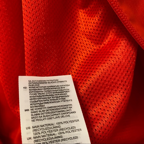 Adidas Originals Unisex Adicolor 3D Trefoil 3-Stripes Track Jacket in Active Red - Picture 14 of 15